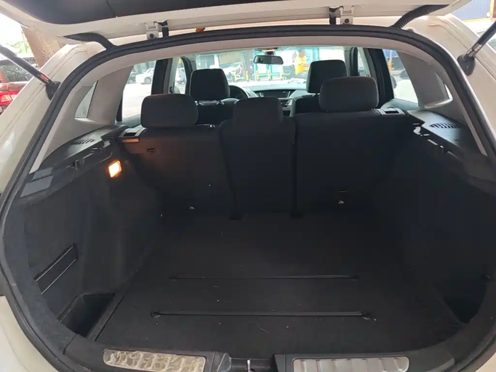 BMW X1 2014 — фото 19