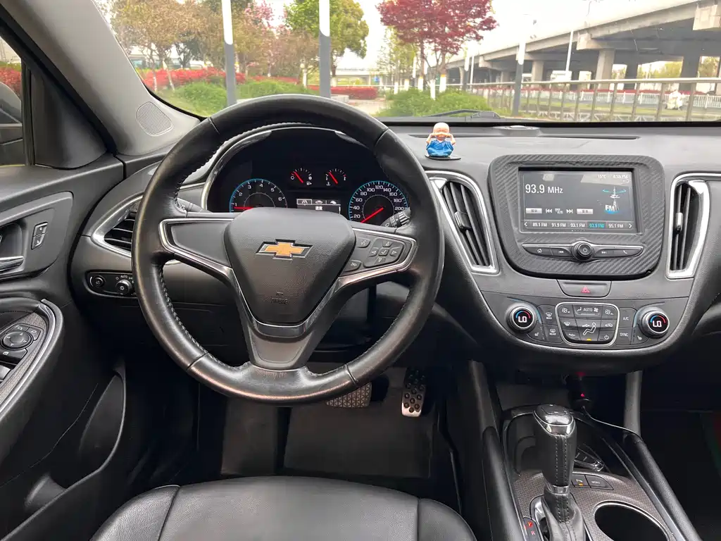 Chevrolet Malibu XL 2017 — фото 16