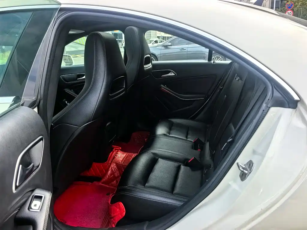 Mercedes-Benz CLA 2017 — фото 15