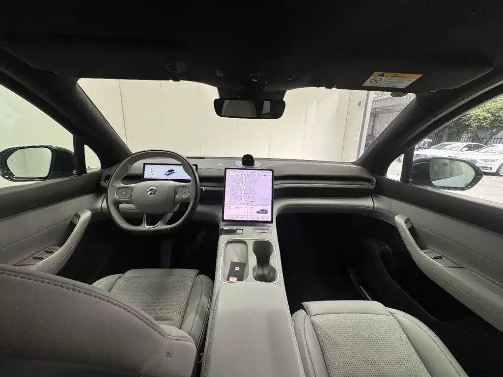 NIO ES6 2025