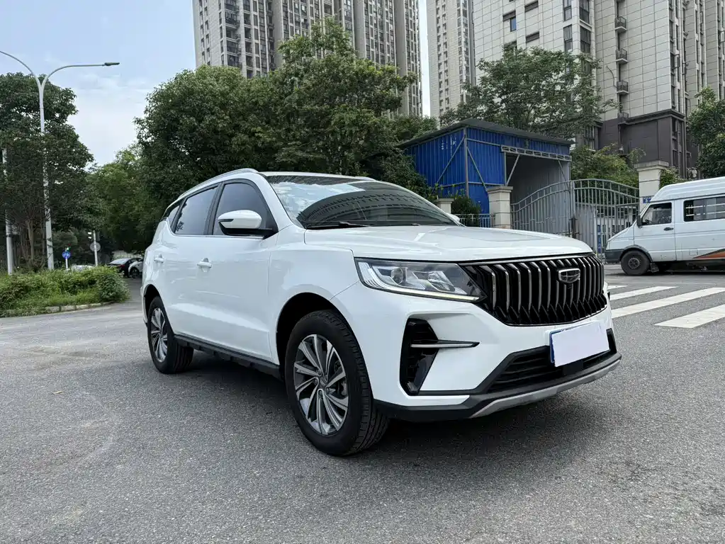 Geely Vision X6 2023 — фото 3