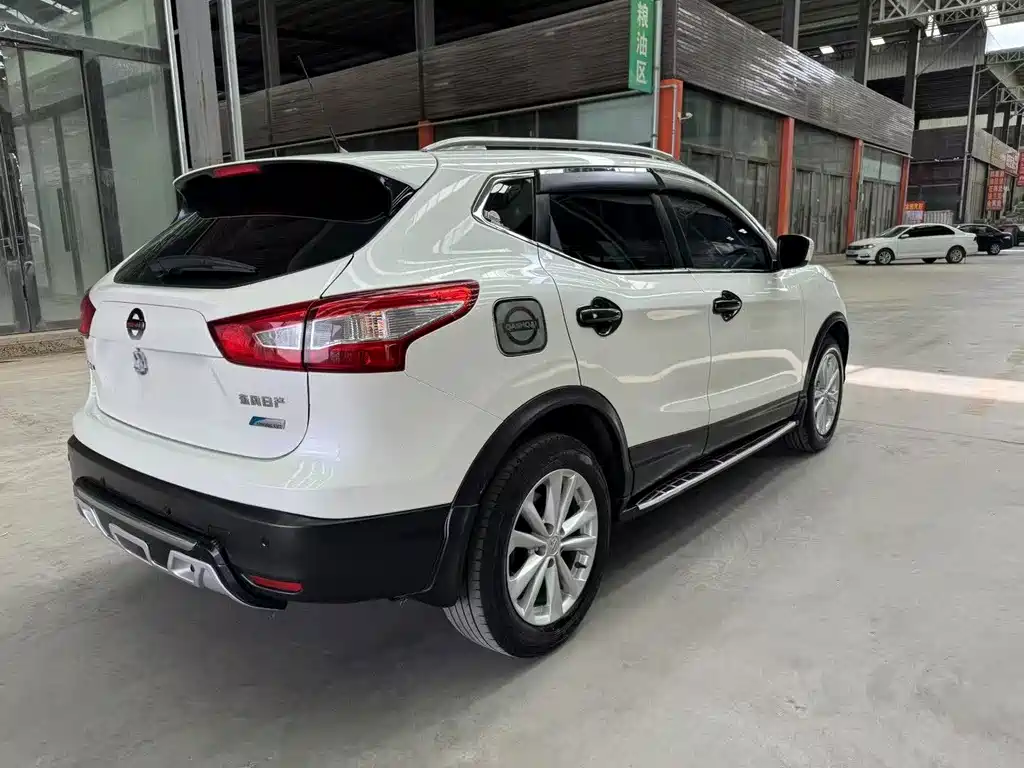 Nissan Qashqai 2017 — фото 5