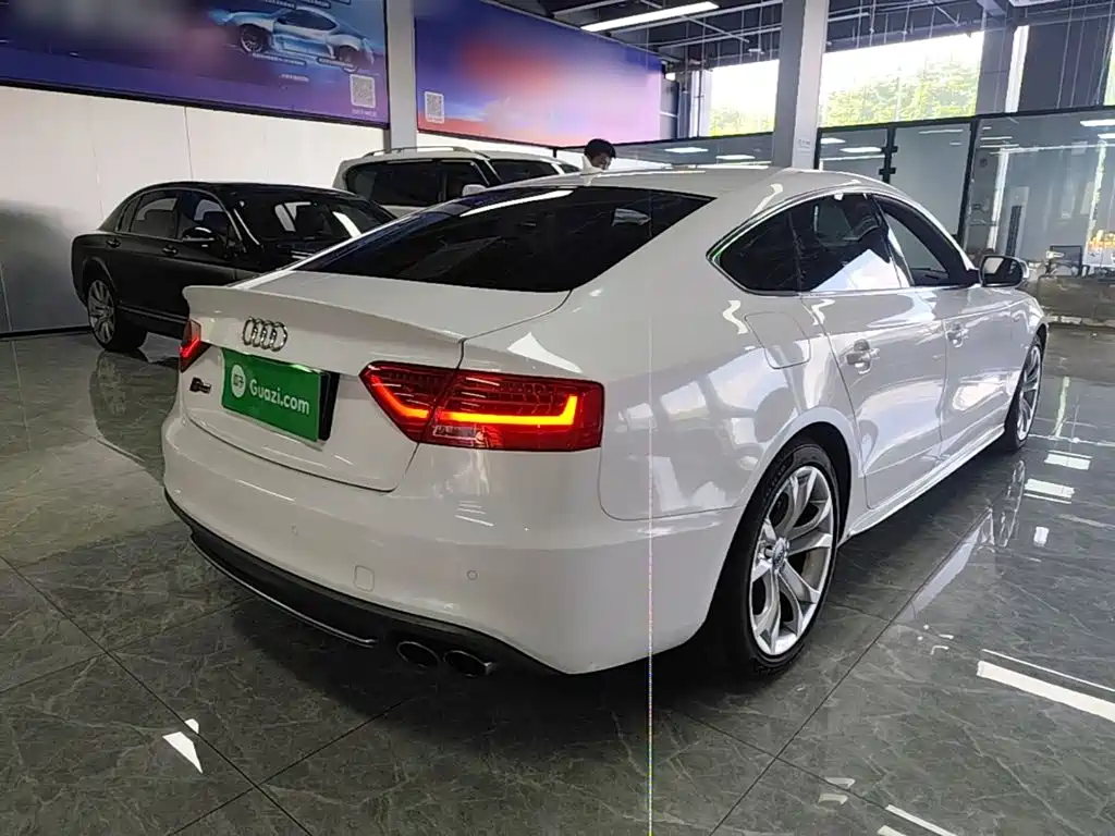 Audi S5 2015
