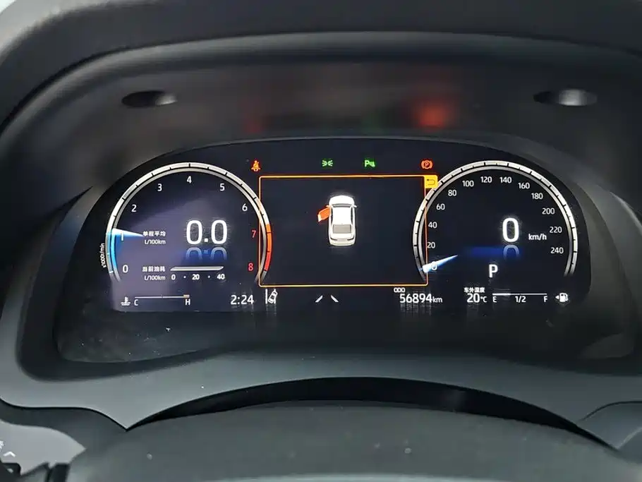 Toyota Camry 2022 — фото 14