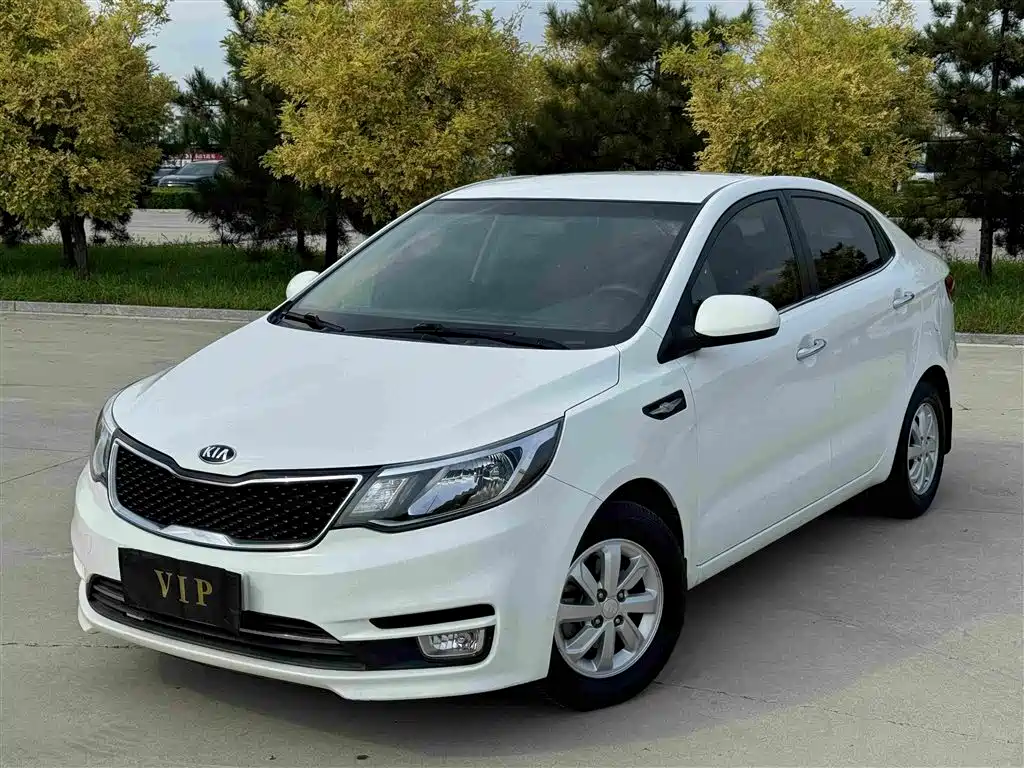 Kia K2 2015 — фото 1