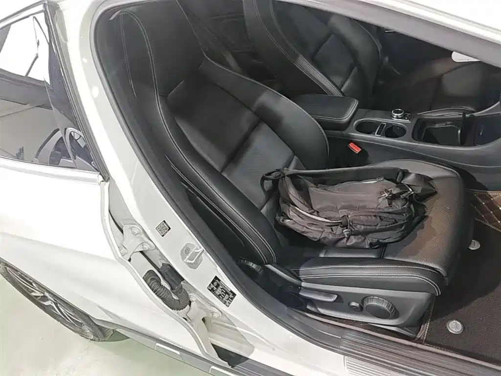 Mercedes-Benz GLA 2016 — фото 25