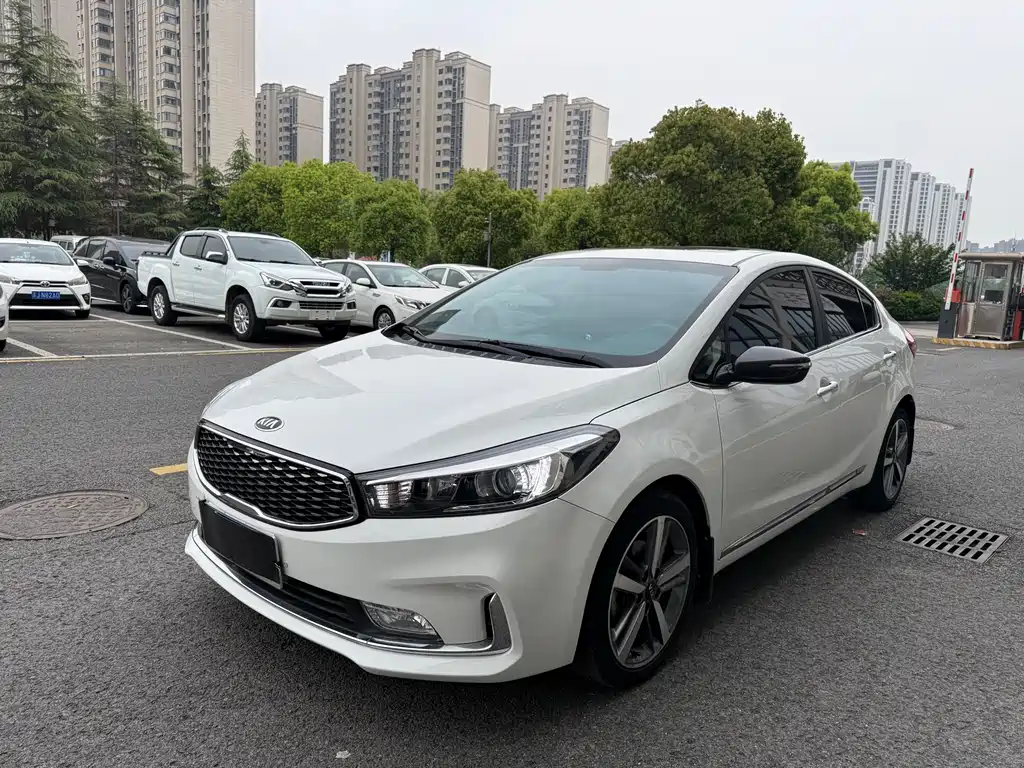 Kia K3 2018 — фото 1
