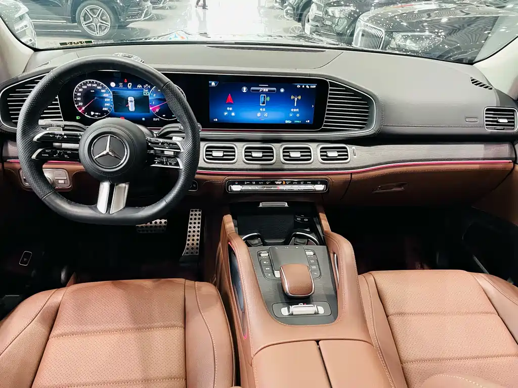 Mercedes-Benz GLS 2024 — фото 14