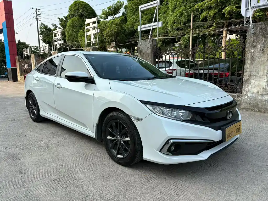 Honda Civic 2020 — фото 1
