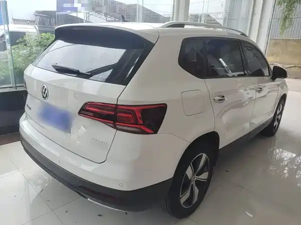 Volkswagen Tharu 2020