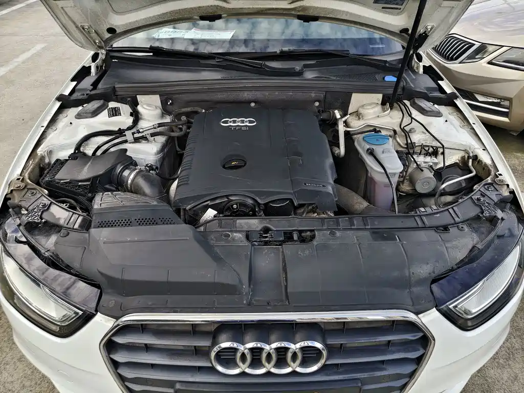 Audi A4L 2014 — фото 11