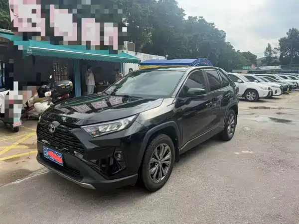 Toyota RAV4 2023