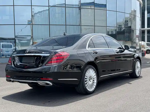 Mercedes-Benz S-Class 2020