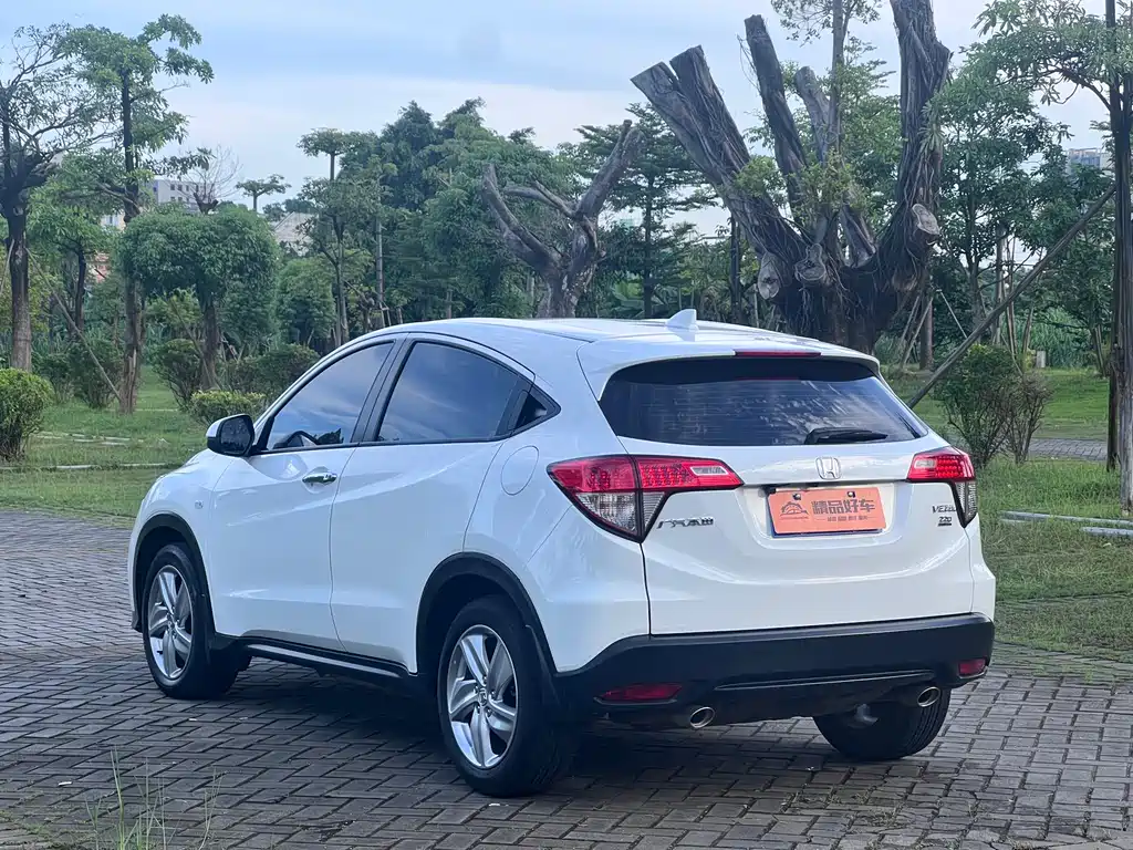 Honda Vezel 2022 — фото 13