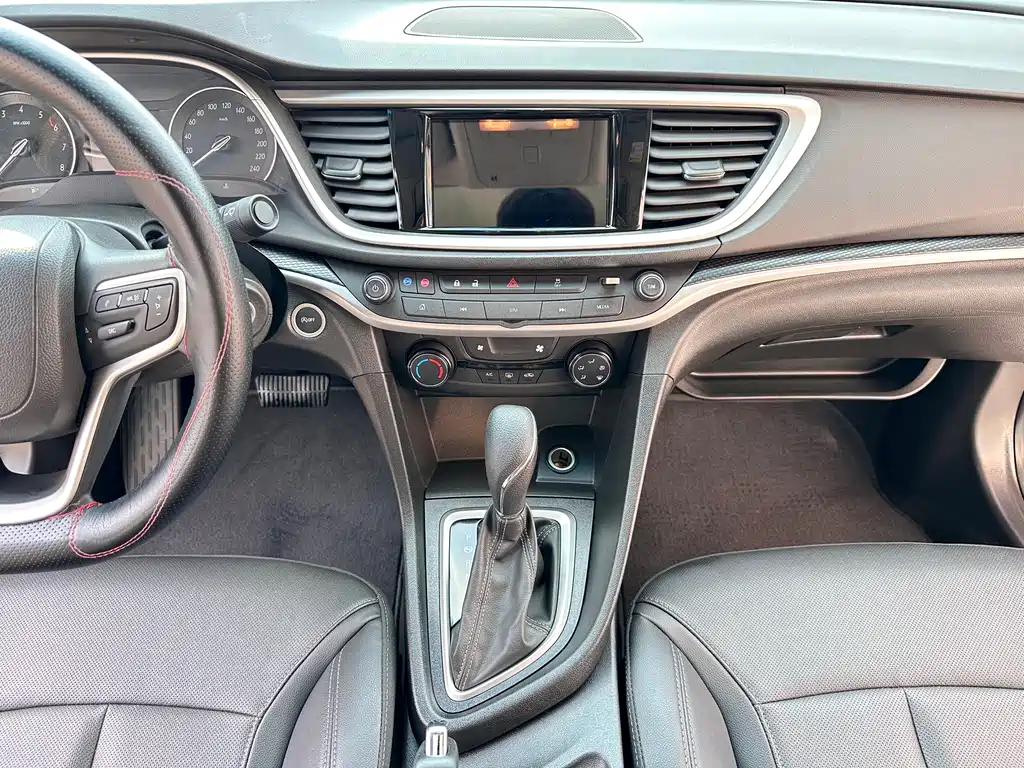 Buick Excelle 2021 — фото 15