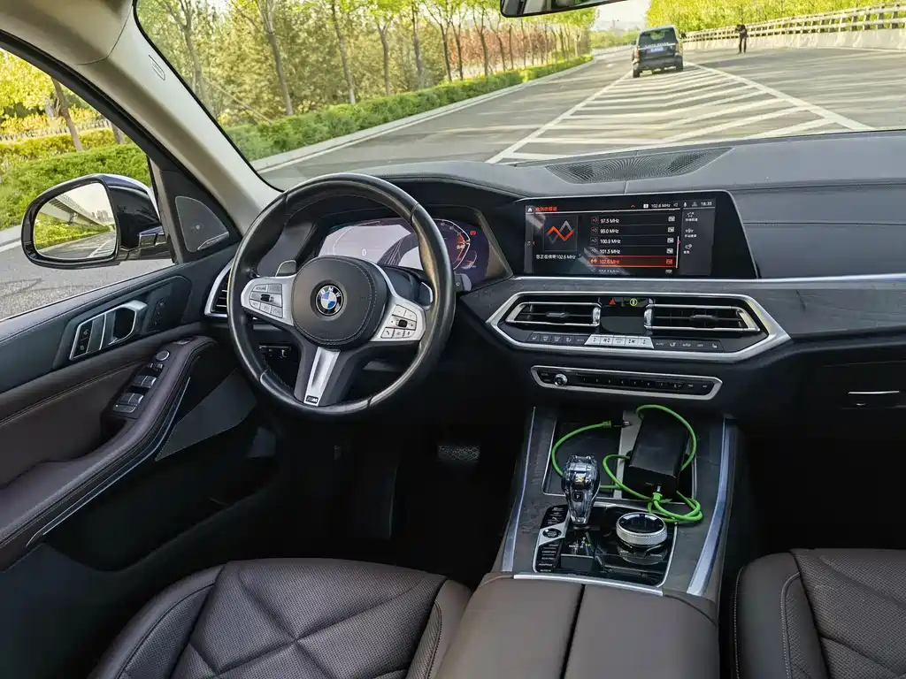 BMW X5 2022 — фото 11