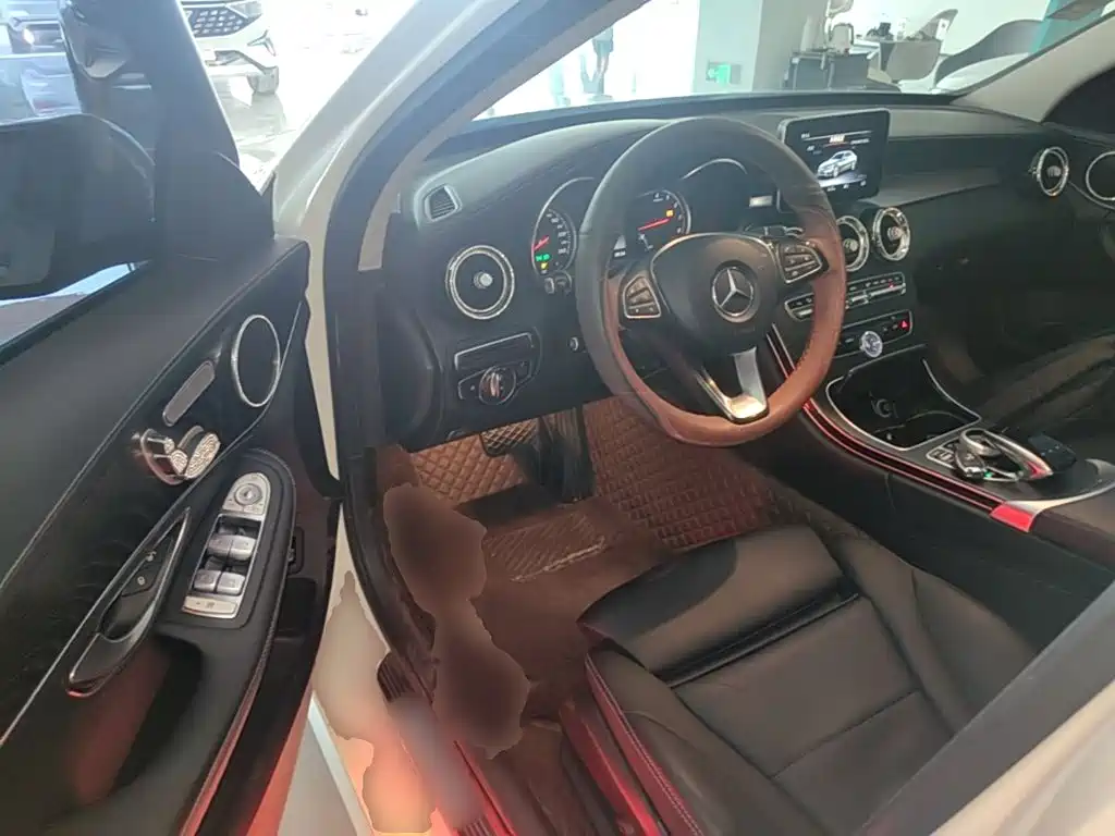 Mercedes-Benz C-Class 2018 — фото 16