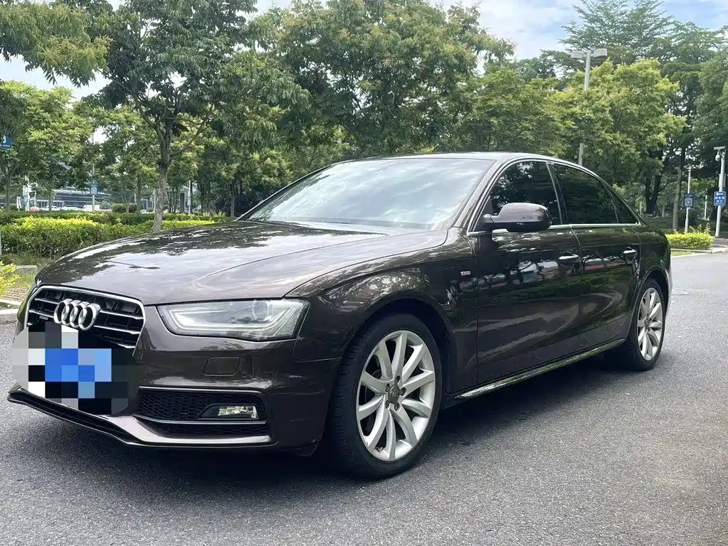 Audi A4L 2016 — фото 1