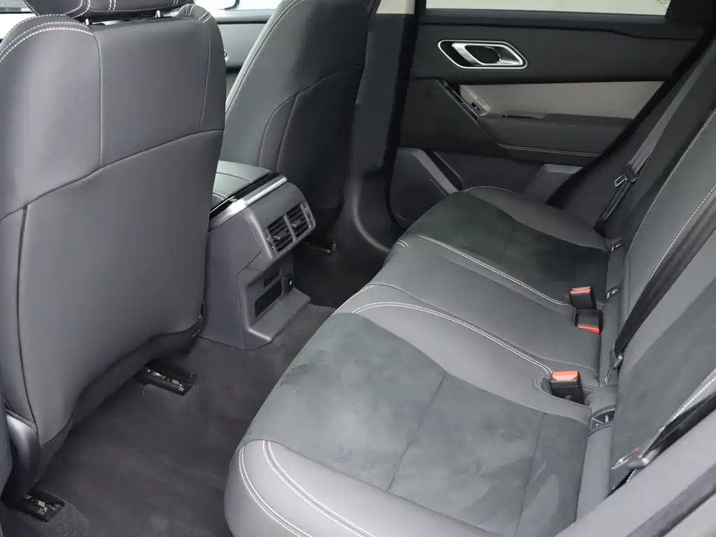 Land Rover Range Rover Velar 2021 — фото 13