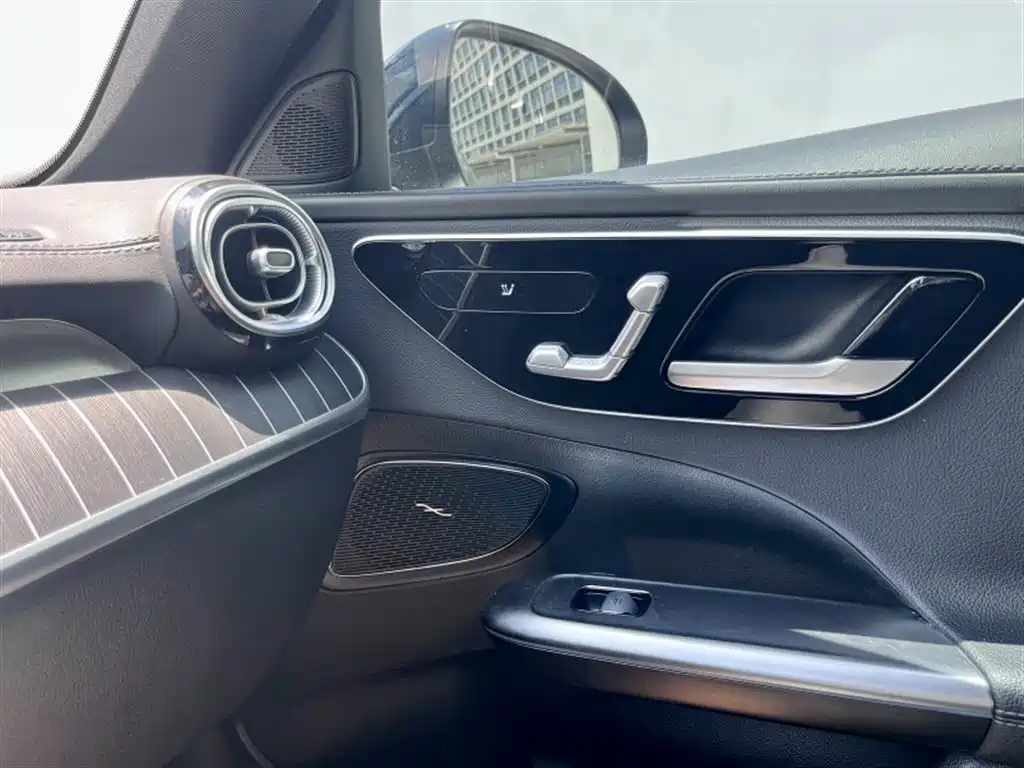 Mercedes-Benz C-Class 2022 — фото 14