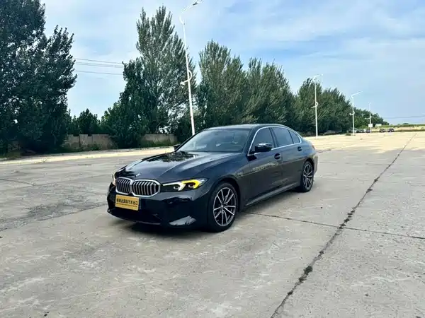 BMW 3 Series 2023