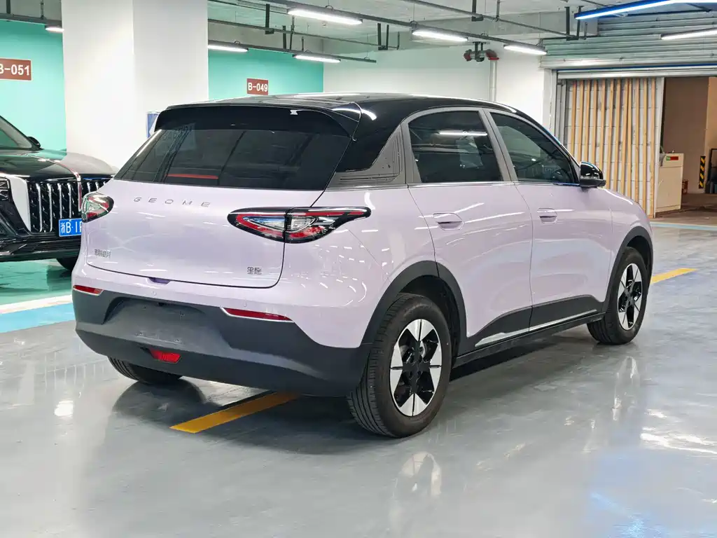 Geely Galaxy Starwish 2025 — фото 15