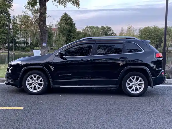 Jeep Cherokee 2017