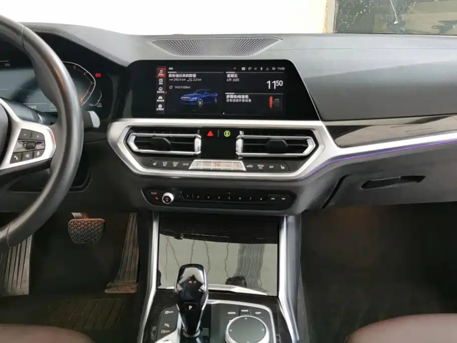 BMW 3 Series 2020 — фото 13