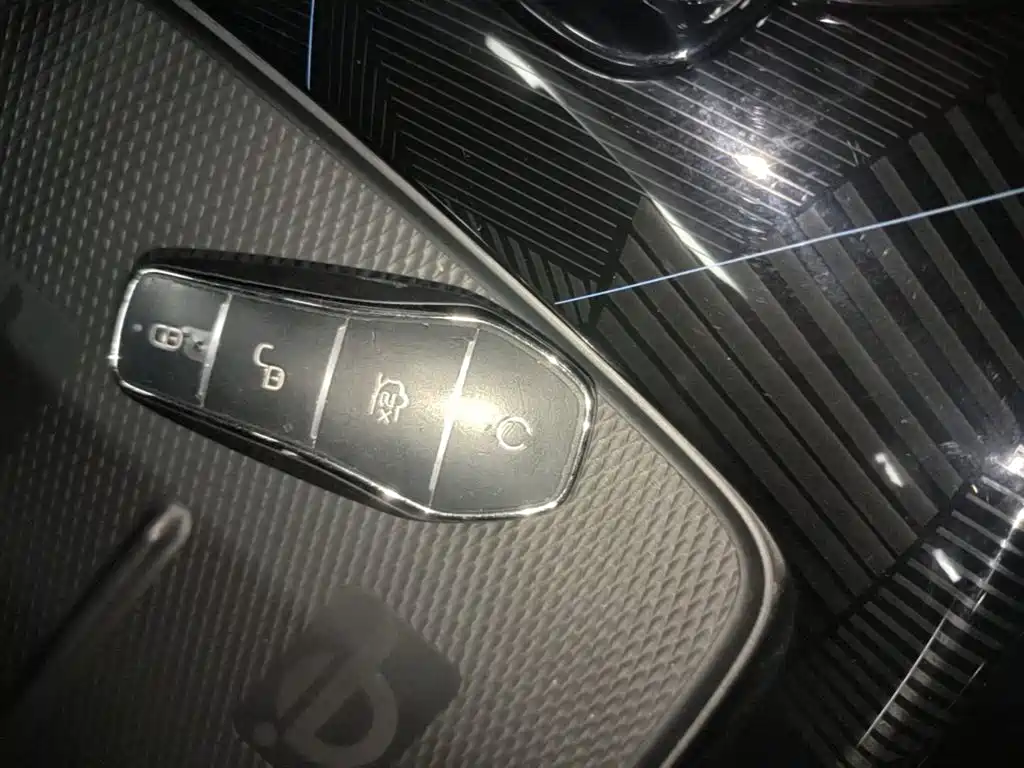 BYD Seal 2023 — фото 9