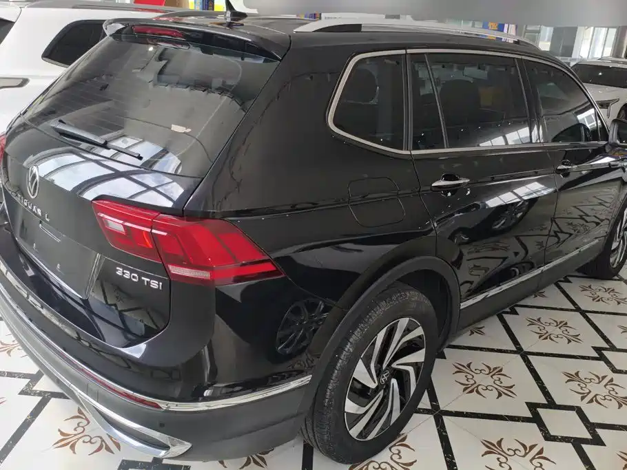 Volkswagen Tiguan L 2022