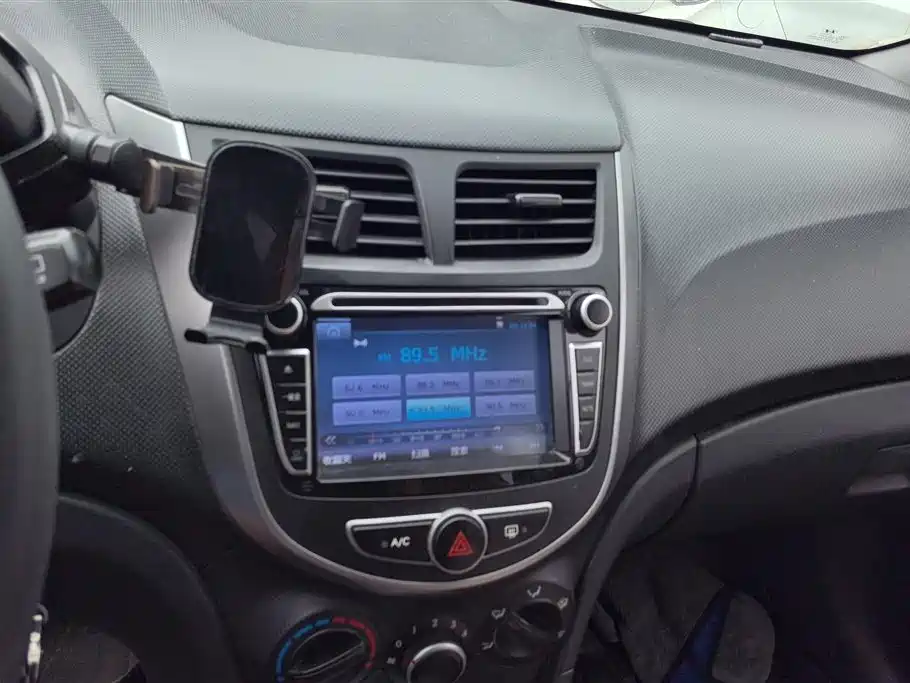 Hyundai Ruiyi 2015 — фото 13