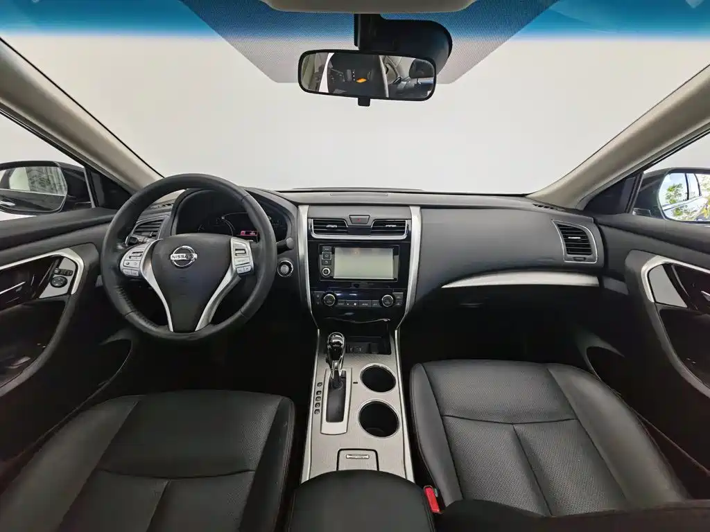 Nissan Teana 2016