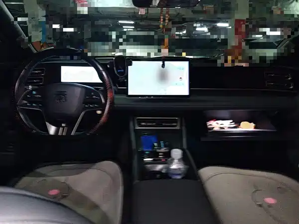 BYD Qin L 2024