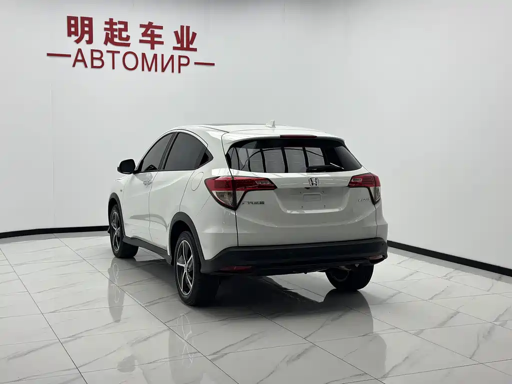 Honda Vezel 2022 — фото 8