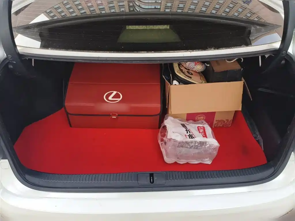 Lexus ES 2015 — фото 10