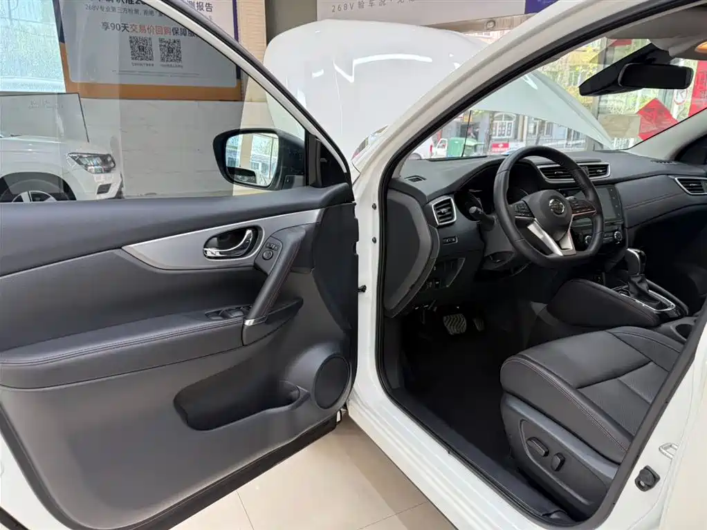 Nissan Qashqai 2023 — фото 8