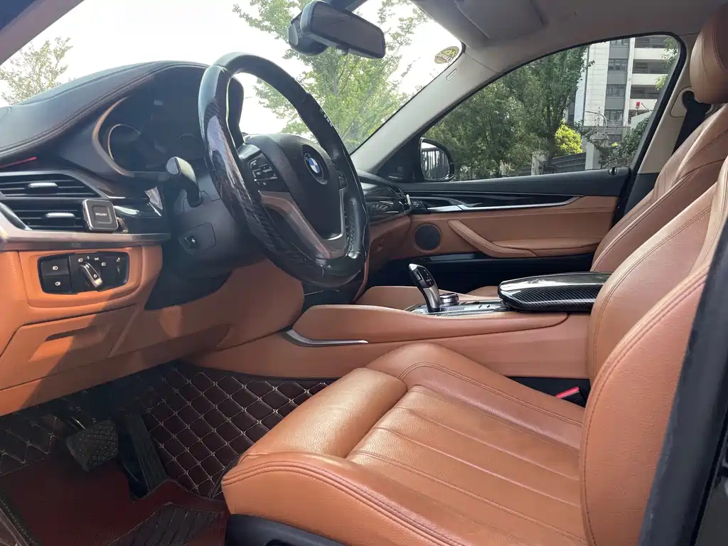 BMW X6 2018 — фото 11