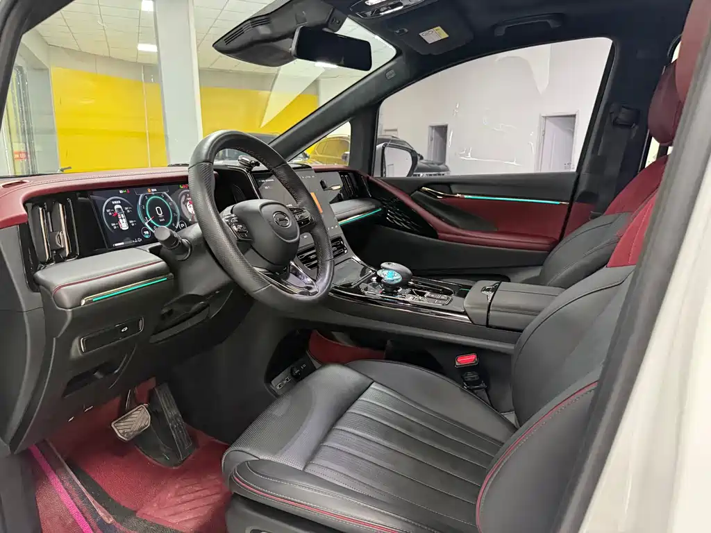 GAC Motor Trumpchi M8 2023 — фото 4