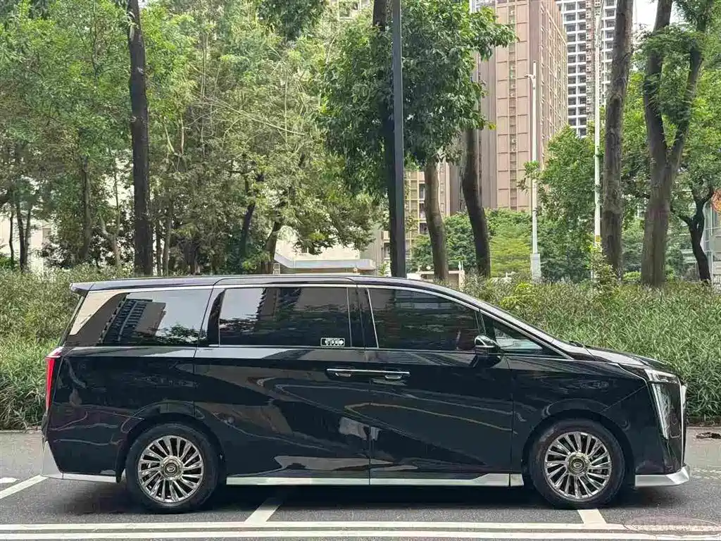 GAC Trumpchi M8 2023 — фото 4