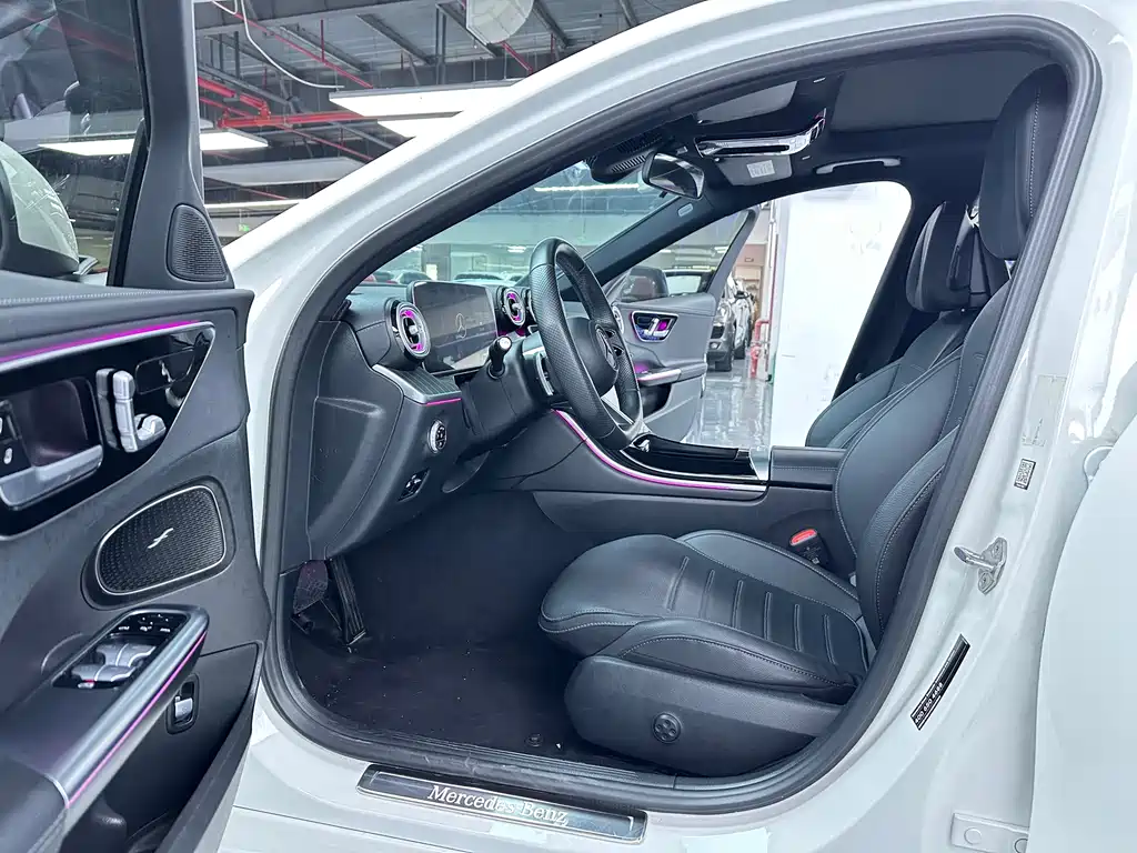 Mercedes-Benz C-Class 2022 — фото 4