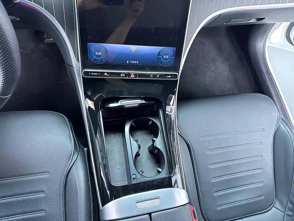 Mercedes-Benz C-Class 2022 — фото 10