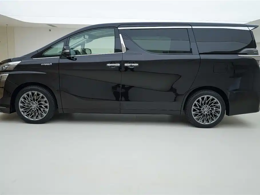 Toyota Vellfire 2020 — фото 3