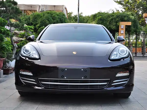 Porsche Panamera 2013