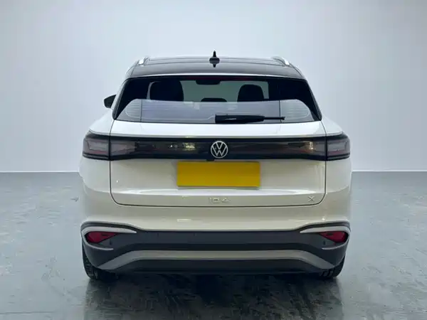 Volkswagen ID.4 X 2025