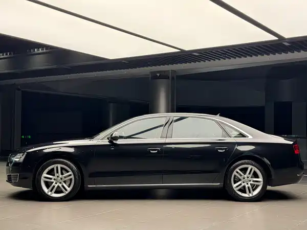Audi A8 2015