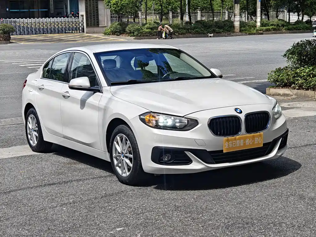 BMW 1 Series 2017 — фото 3