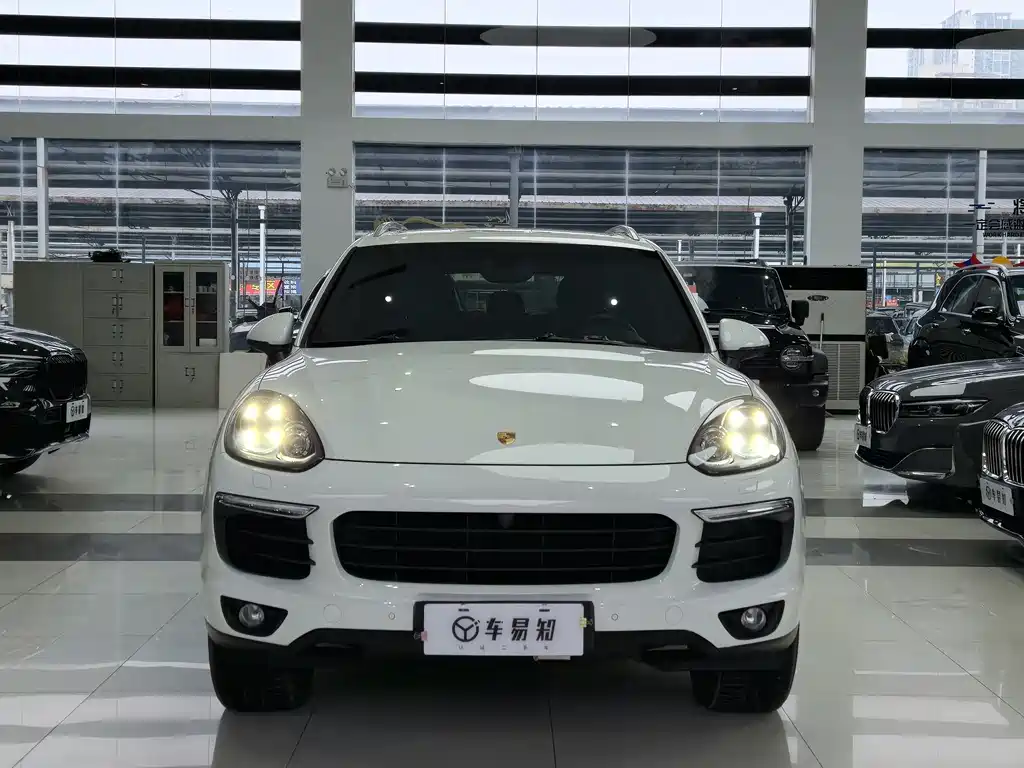 Porsche Cayenne Hybrid 2017 — фото 2