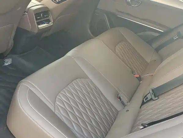 BYD Han 2024