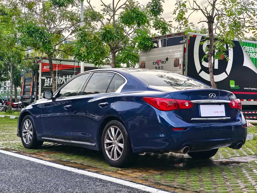 Infiniti Q50L 2016 — фото 8
