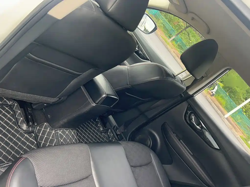Nissan Qashqai 2018 — фото 9
